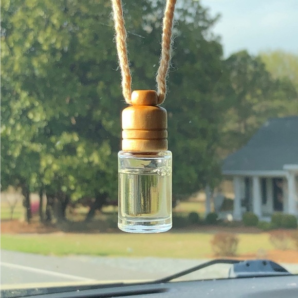Gemini Zodiac Sign Car Diffuser 6 ml with Crystals - Picture 5 of 9